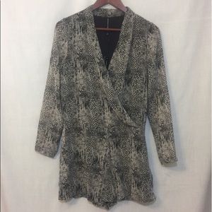 W118 by Walter Baker Pants - 🆕List! Walter Baker Reptile Print Romper! NEW! W118 by Walter Baker Pants - 🆕List! Walter Baker Reptile Print Romper! NEW!